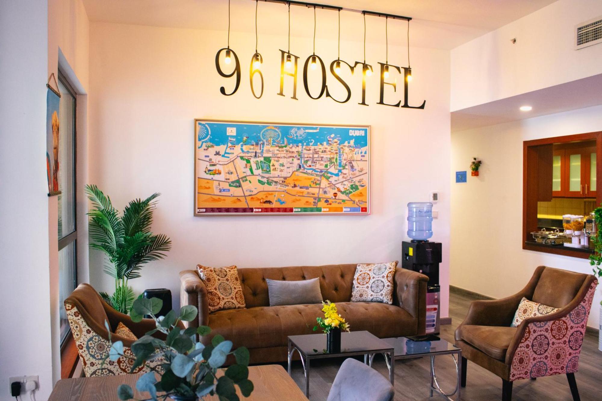 Lunar Hostel 96 Dubai Exterior photo